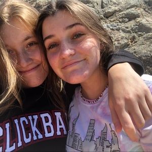 Meet your Posher, Chloe